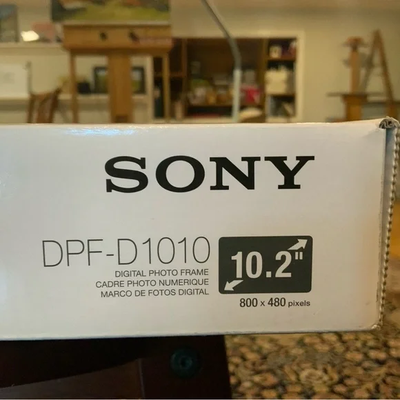 Digital 10” Photo Frame - Sony - Picture 6 of 9